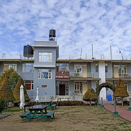 Madpackers Bir Hostel Exterior photo